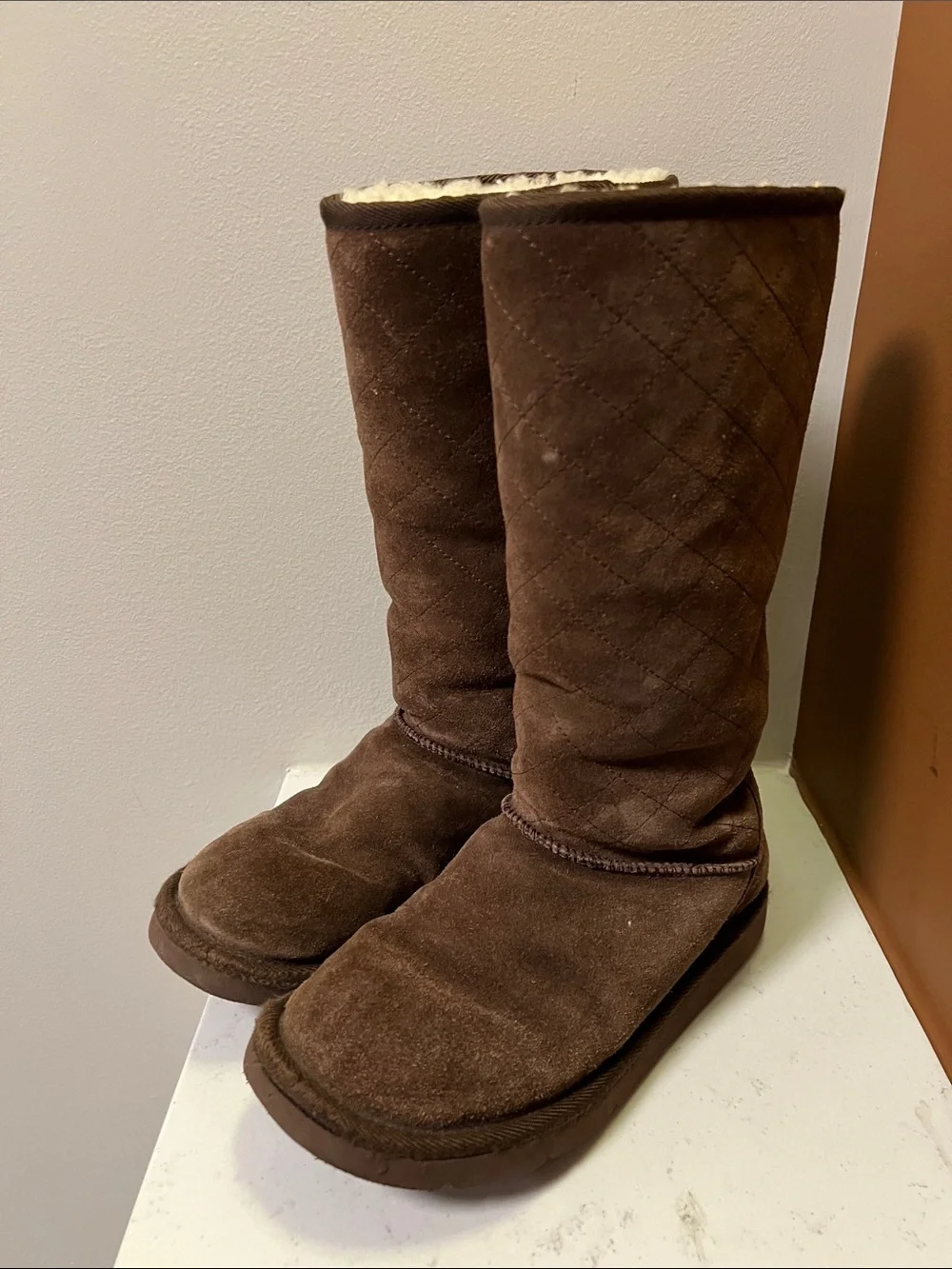 UGG Brown Suede Shearling-Lined Tall Boots with quilted stitching Size 6 Women's